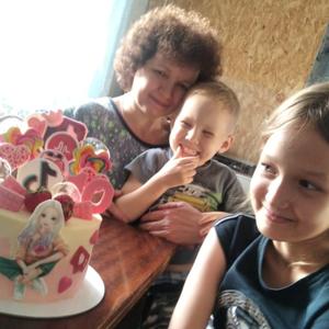 Девушки в Казани (Татарстан): Алина, 56 - ищет парня из Казани (Татарстан)