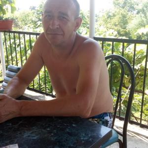 Олег, 56 лет, Тюмень