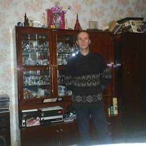 Парни в Казани (Татарстан): Станислав, 55 - ищет девушку из Казани (Татарстан)
