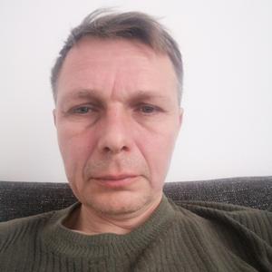 Михаил, 50 лет, Санкт-Петербург
