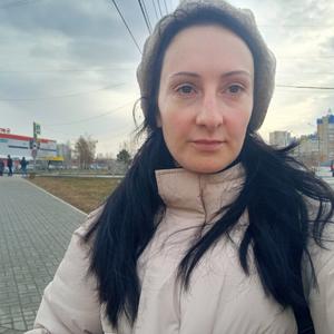 Девушки в Омске: Тома, 34 - ищет парня из Омска