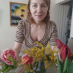 Девушки в Краснообске: Лена, 59 - ищет парня из Краснообска