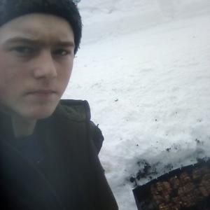 Парни в Туруханске: Павел Яшин, 24 - ищет девушку из Туруханска