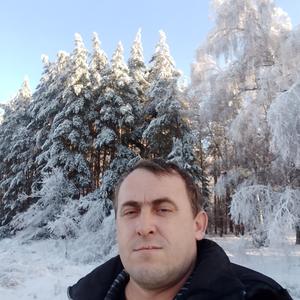 Олег, 45 лет, Саратов