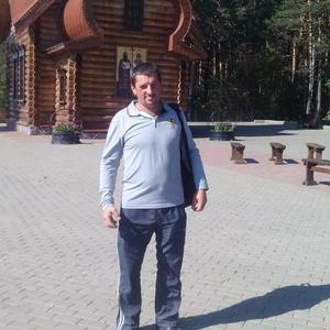 Парни в Кемерово: Александр, 53 - ищет девушку из Кемерово