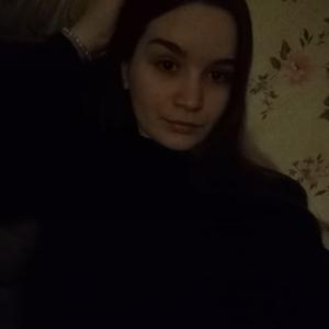 Девушки в Саратове: Дарья, 25 - ищет парня из Саратова