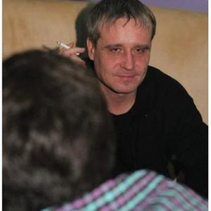 Парни в Бердске: Алексей, 63 - ищет девушку из Бердска