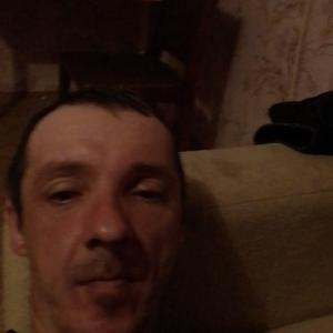 Парни в Ижевске: Виталий, 42 - ищет девушку из Ижевска