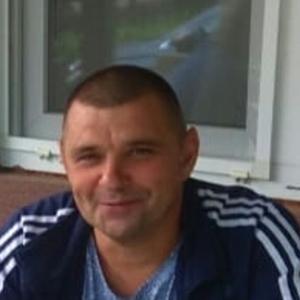 Парни в Волгограде: Виталий, 46 - ищет девушку из Волгограда