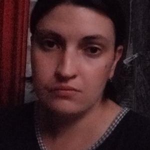 Девушки в Омске: Елена, 28 - ищет парня из Омска
