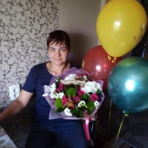 Девушки в Комсомольске-На-Амуре: Екатерина, 38 - ищет парня из Комсомольска-На-Амуре