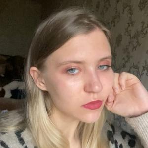 Девушки в Волгограде: Маша, 19 - ищет парня из Волгограда
