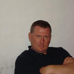 Парни в Вологде: Игорь, 61 - ищет девушку из Вологды