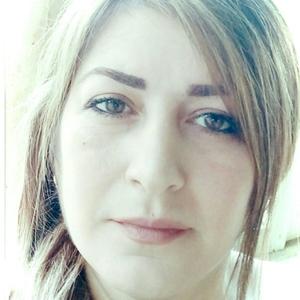Девушки в Баку: Кристина, 45 - ищет парня из Баку