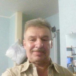 Парни в Твери: Андрон, 61 - ищет девушку из Твери