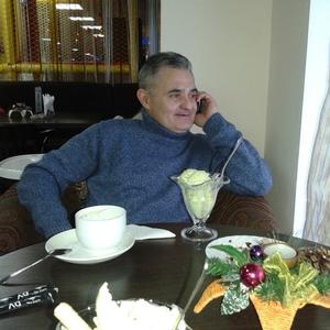 Парни в Алексине: Зинур, 63 - ищет девушку из Алексина