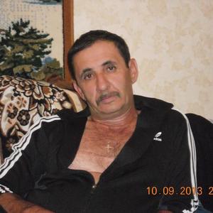Парни в Саратове: Александр Давыдов, 64 - ищет девушку из Саратова