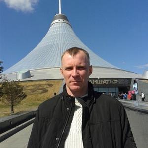Евгений, 48 лет, Астана