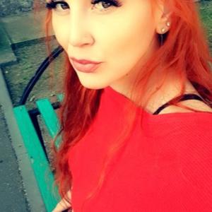Девушки в Бийске: Волова Анастасия Александровна, 32 - ищет парня из Бийска