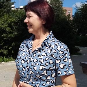Девушки в Челябинске: Елена, 54 - ищет парня из Челябинска