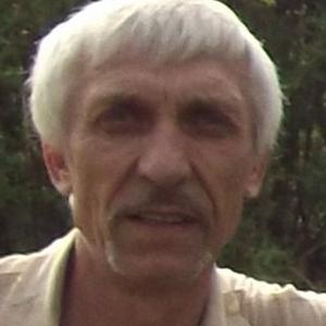 Парни в Комсомольске-На-Амуре: Игорь Щеглюк, 64 - ищет девушку из Комсомольска-На-Амуре