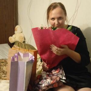 Карина, 32 года, Калуга