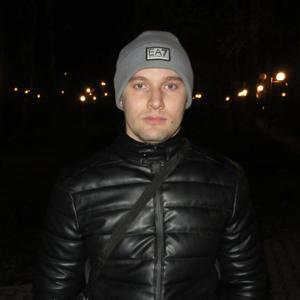 Олег, 32 года, Октябрьский
