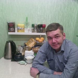Парни в Волжске: Дмитрий, 41 - ищет девушку из Волжска