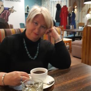 Лора, 64 года, Владивосток