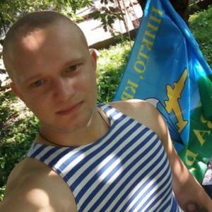 Парни в Таганроге: Евгений, 27 - ищет девушку из Таганрога