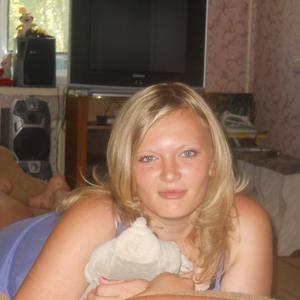 Девушки в Липецке: Надежда Костина, 33 - ищет парня из Липецка