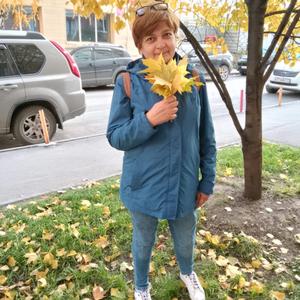 Девушки в Новосибирске: Людмила, 51 - ищет парня из Новосибирска