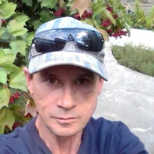 Парни в Волгодонске: Александр, 53 - ищет девушку из Волгодонска