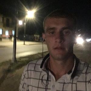 Илья, 22 года, Мирный