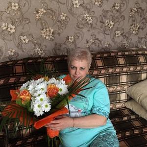 Парни в Смоленске: Светлана, 56 - ищет девушку из Смоленска