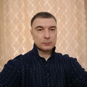 Вадим, 40 лет, Семикаракорск