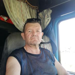 Парни в Ижевске: Павел, 60 - ищет девушку из Ижевска