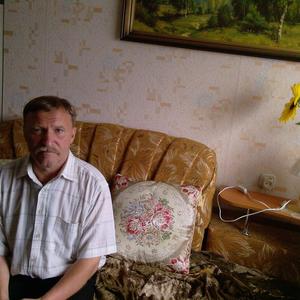 Парни в Ижевске: Николай, 72 - ищет девушку из Ижевска