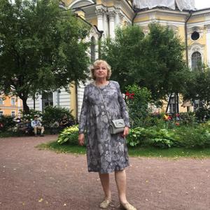 Девушки в Санкт-Петербурге: Наталья Сучилина, 71 - ищет парня из Санкт-Петербурга