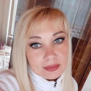 Девушки в Оренбурге: Юлия, 45 - ищет парня из Оренбурга