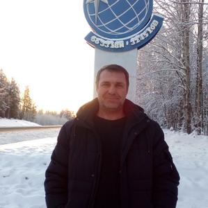 Парни в Саранске: Александр Сурков, 54 - ищет девушку из Саранска