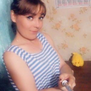 Девушки в Саратове: Ната, 33 - ищет парня из Саратова