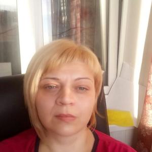 Девушки в Кызыле: Александра, 45 - ищет парня из Кызыла