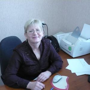 Девушки в Новороссийске: Светлана, 70 - ищет парня из Новороссийска