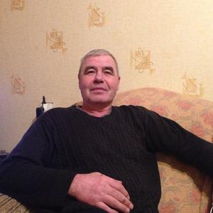 Евгений, 66 лет, Архангельск