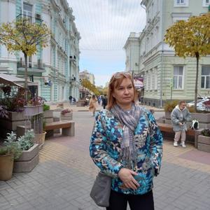 Девушки в Петрозаводске: Катерина, 54 - ищет парня из Петрозаводска