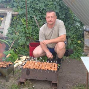 Виталий, 45 лет, Новосибирск