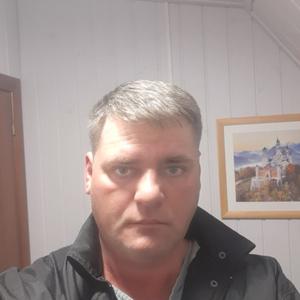 Парни в Череповце: Максим Лавров, 47 - ищет девушку из Череповца