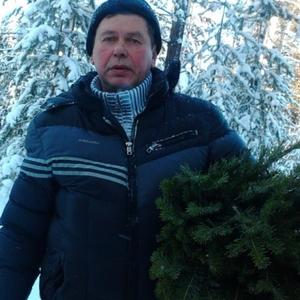 Парни в Екатеринбурге: Александр, 63 - ищет девушку из Екатеринбурга