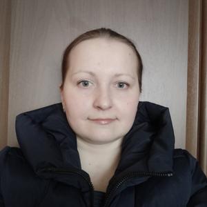 Девушки в Саранске: Александра, 37 - ищет парня из Саранска